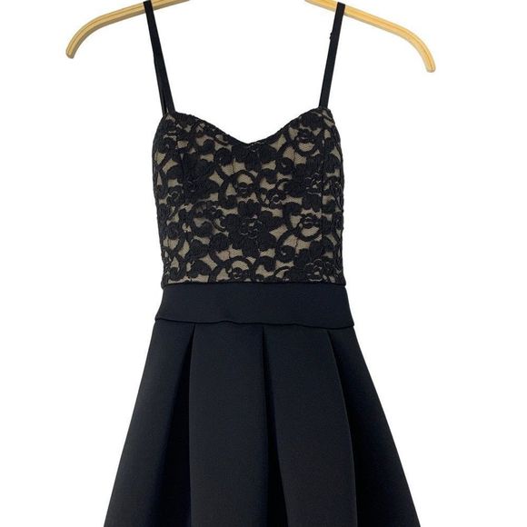 Womens Uptown American Special Event Dress Small 4/6 Scuba Black 5120 Lace - Picture 2 of 8